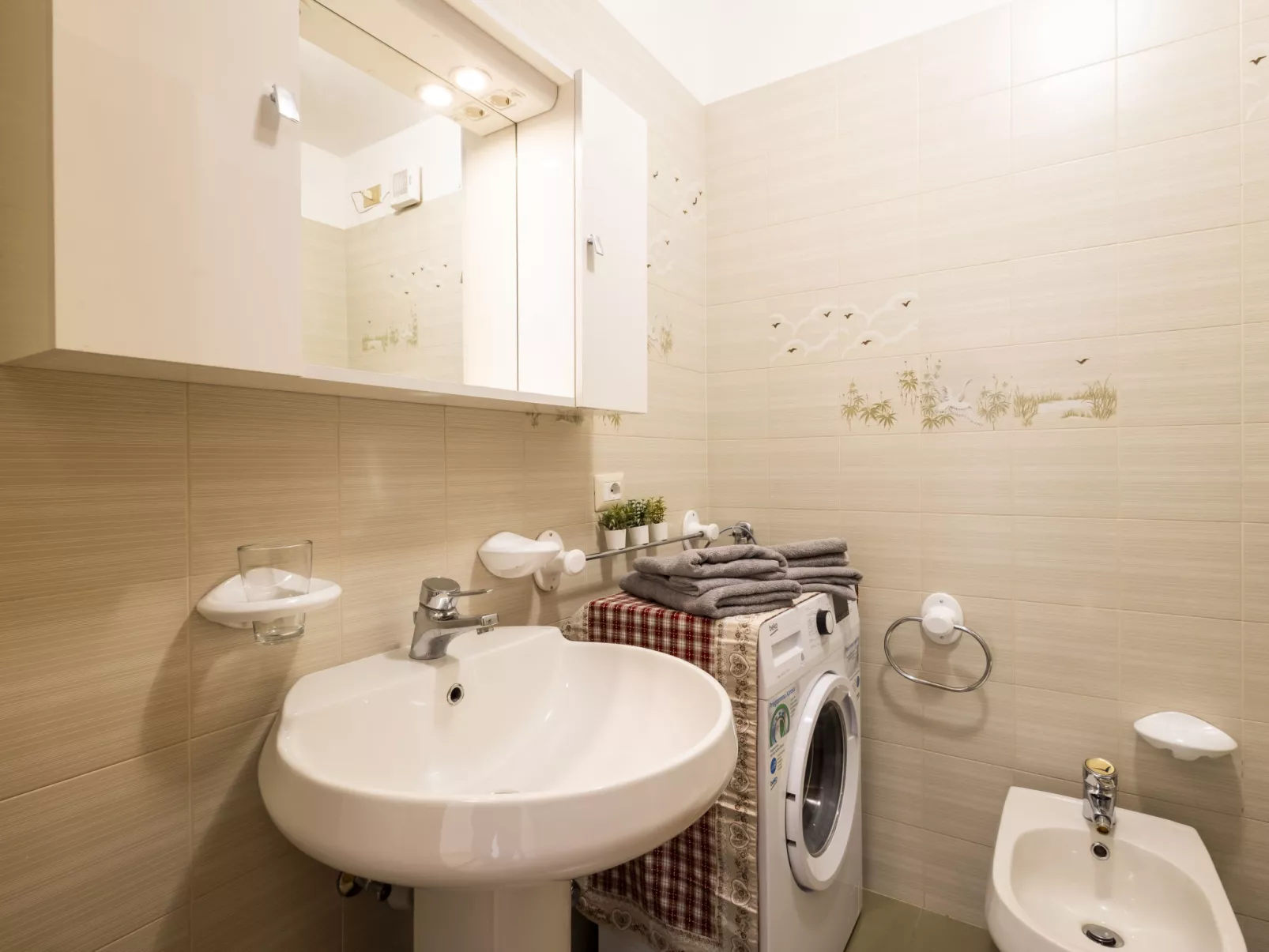 The Silent Sylva-Drinnen