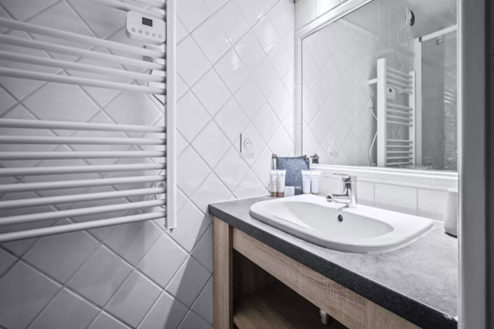 Résidence Rosael-alaska - Non tagué