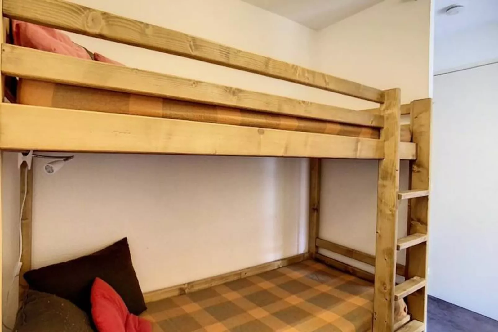 Résidence Sarvan-Untagged