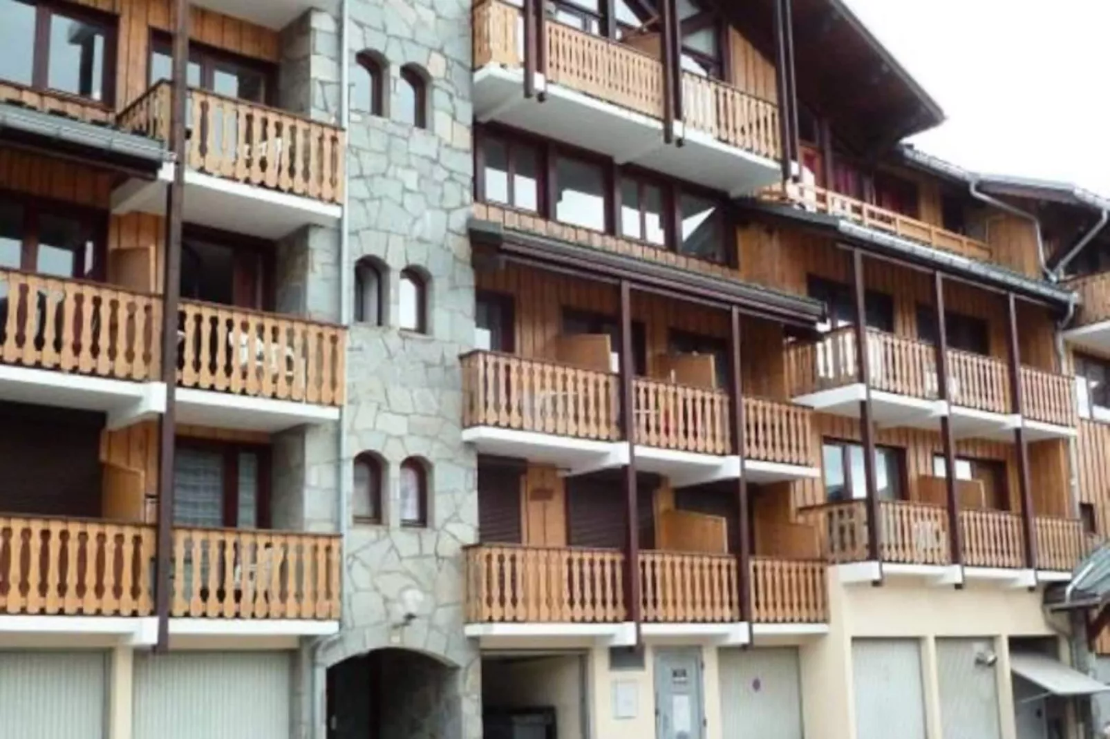 Résidence C.commercial Le Tavaillon-Non tagué