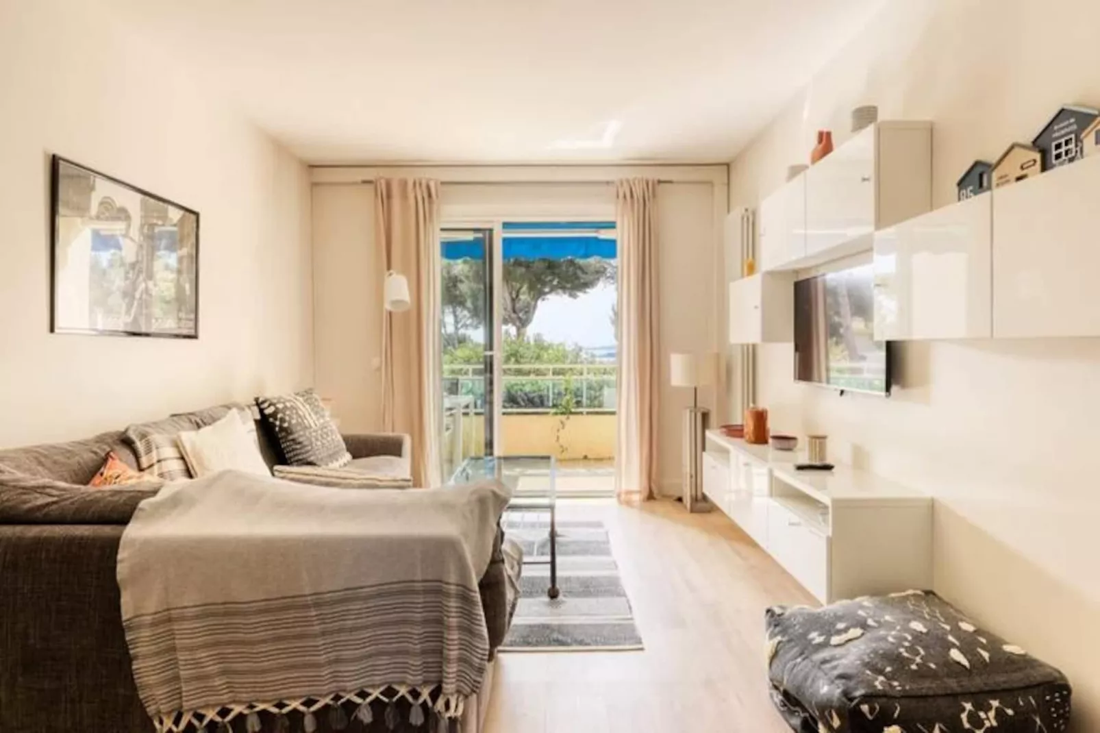 Résidence T3 R&eacute;cent Dans R&eacute;sidence Avec Piscine &agrave; La Favi&egrave;re-Untagged