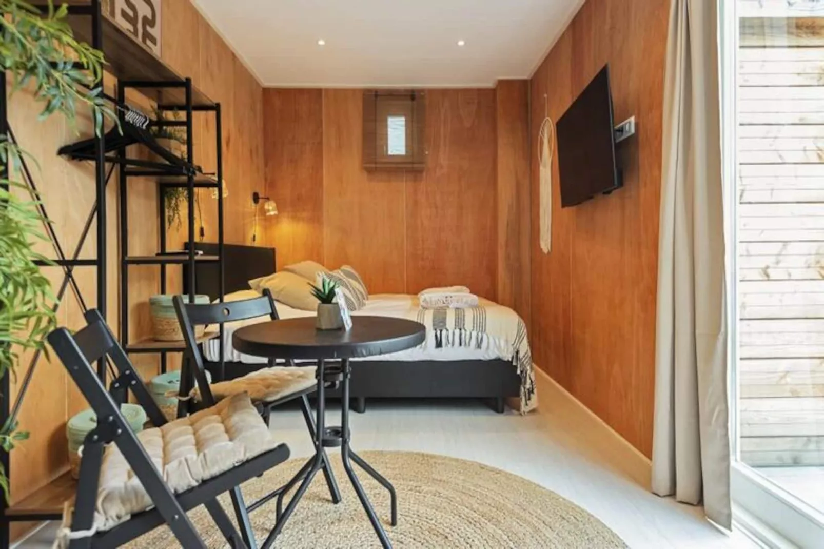 Beachhouse Rina-Untagged