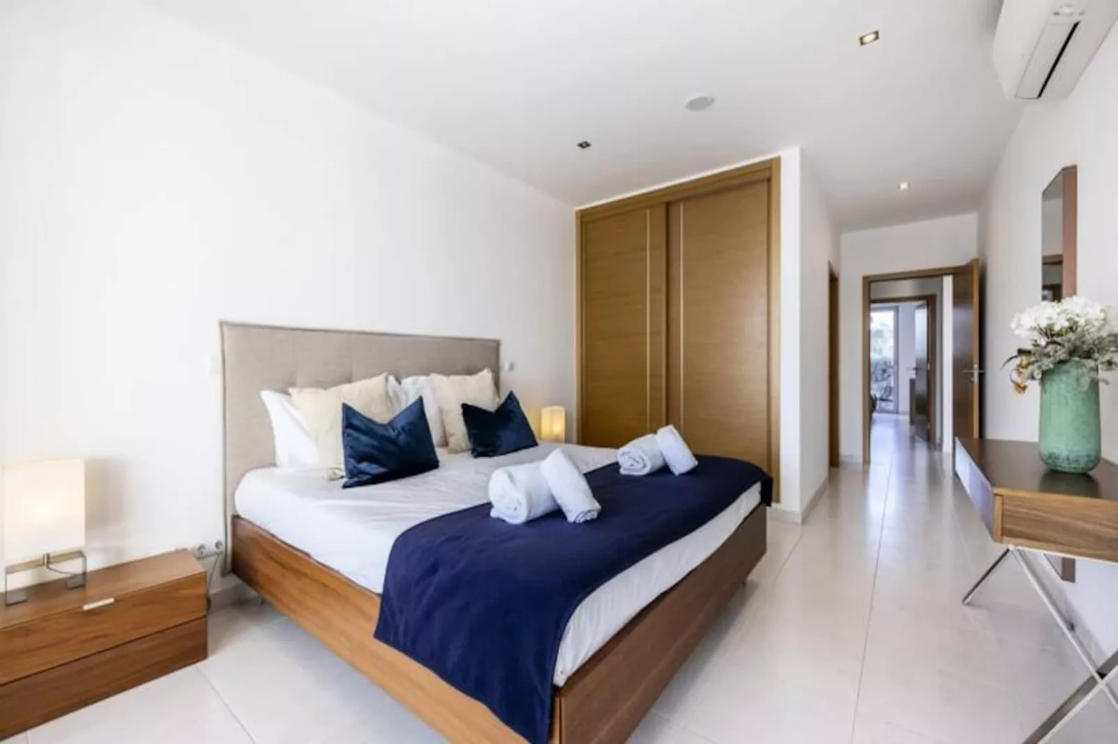 Zentuni Ocean Front-Nicht zugeordnet