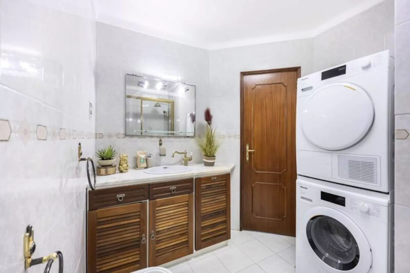 Castelo De Vlado-Untagged