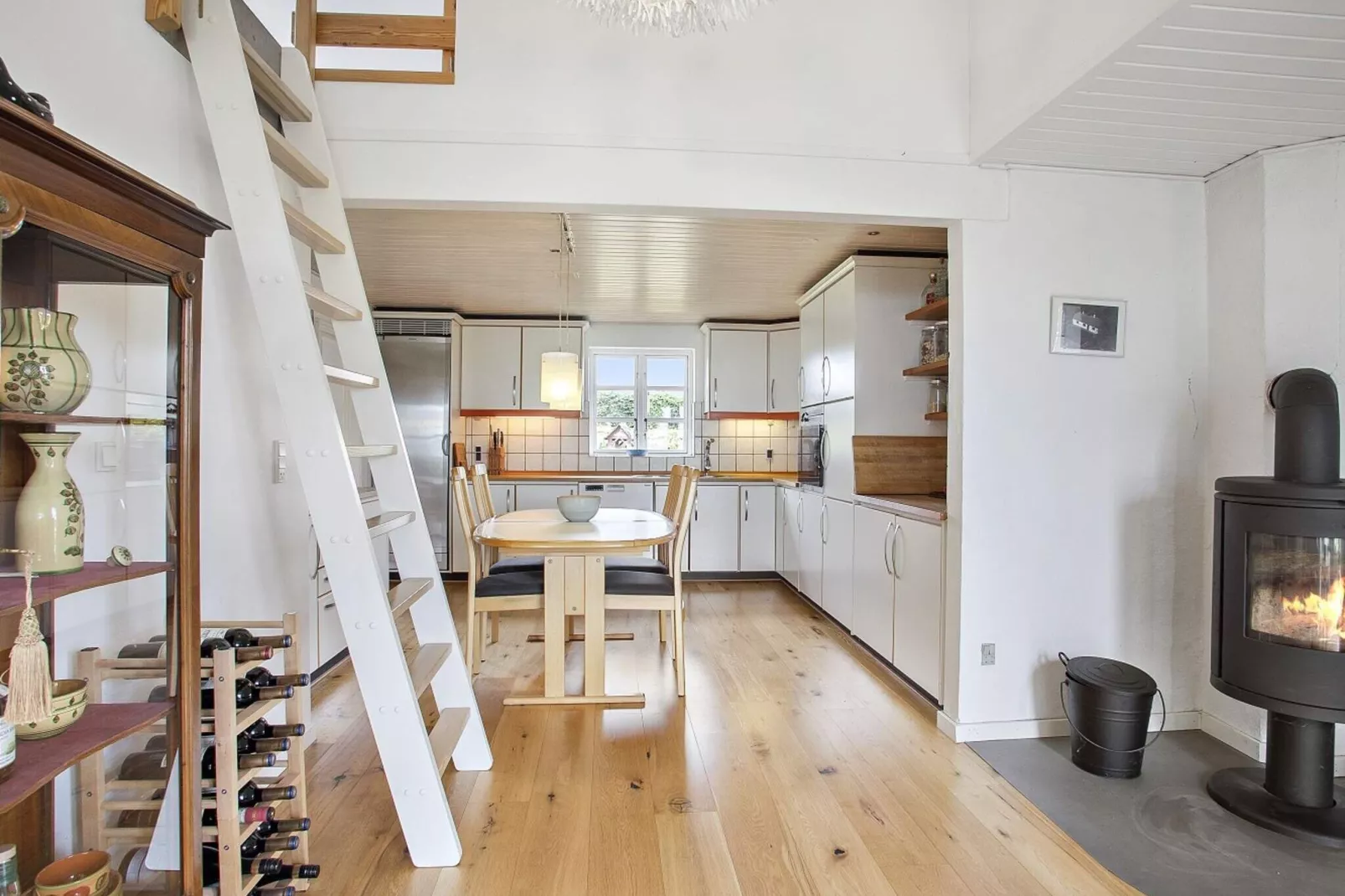 8 person holiday home in Vesløs-By Traum-Indoor