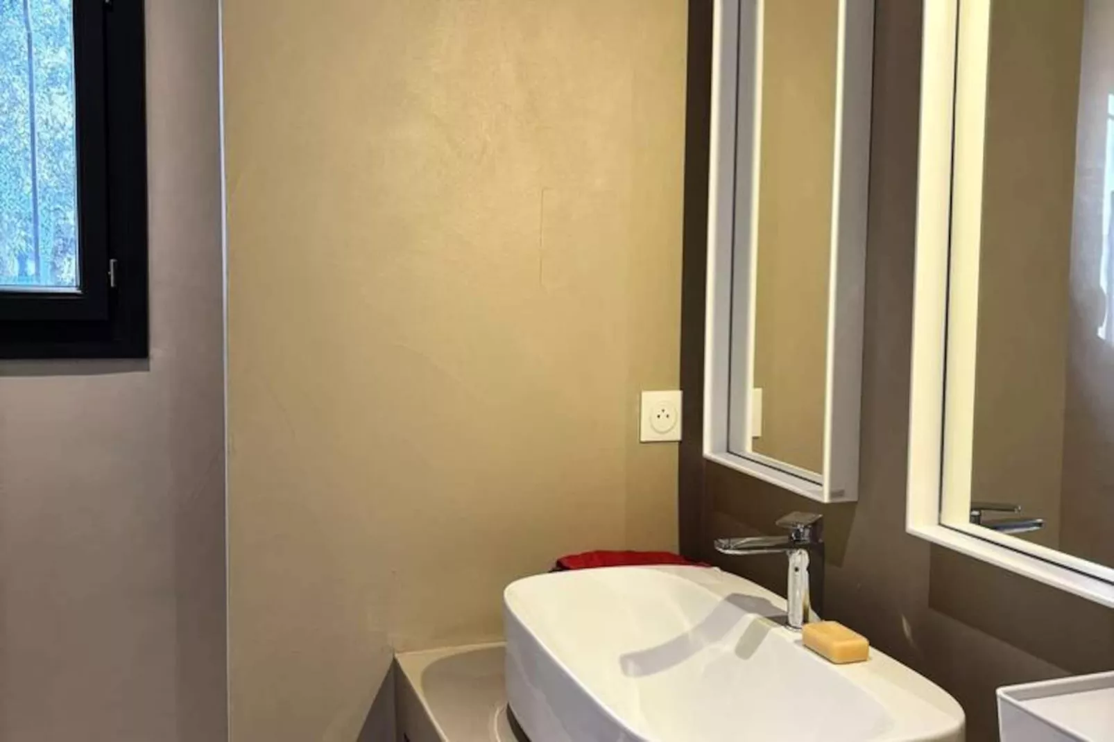 Résidence Maubuisson-Untagged