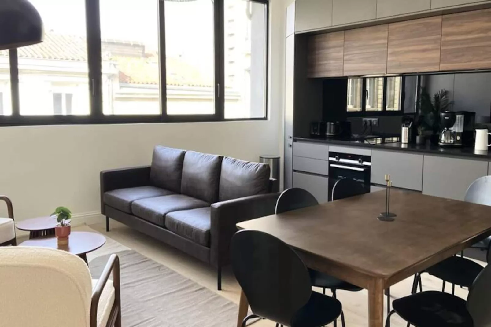 Duplex Prestigieux Au C&oelig;ur Du Triangle D&rsquo;or-Nicht zugeordnet