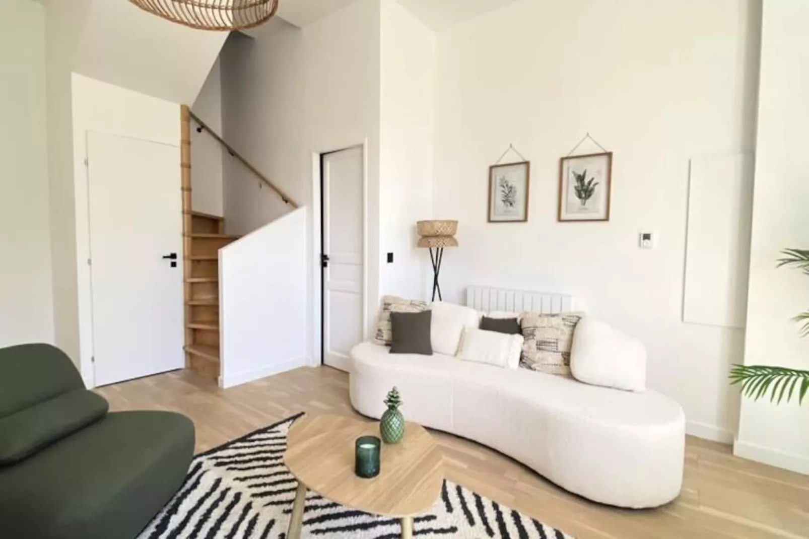 Duplex De Charme Au C&oelig;ur Du Triangle D&rsquo;or-Nicht zugeordnet