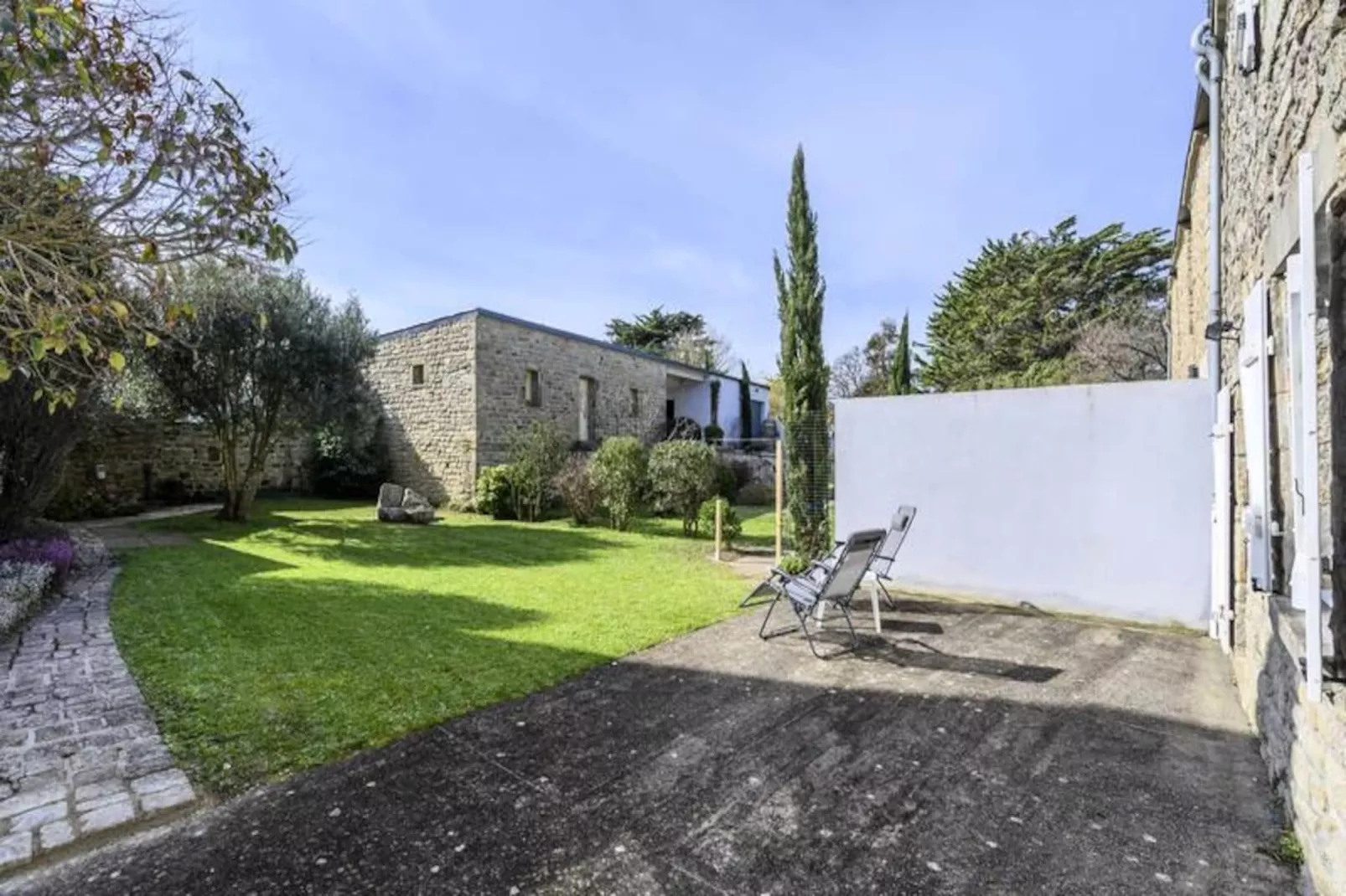 Résidence 13 Rue Brizeux-Untagged