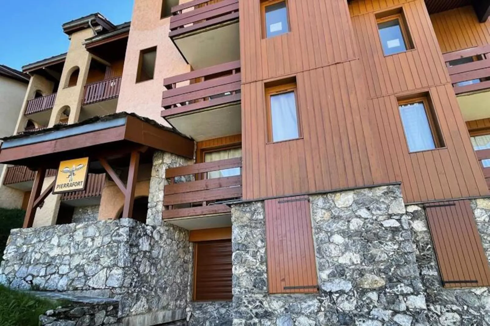Résidence Pierrafort G-Untagged