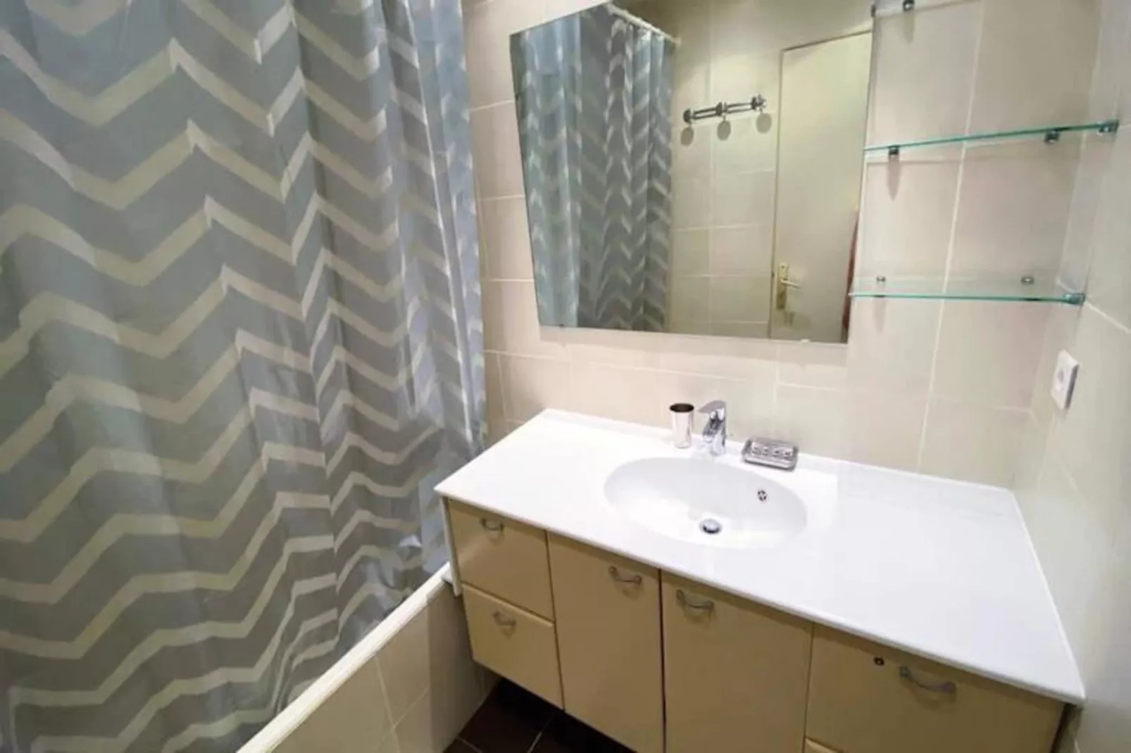 Résidence Bec Rouge-Untagged