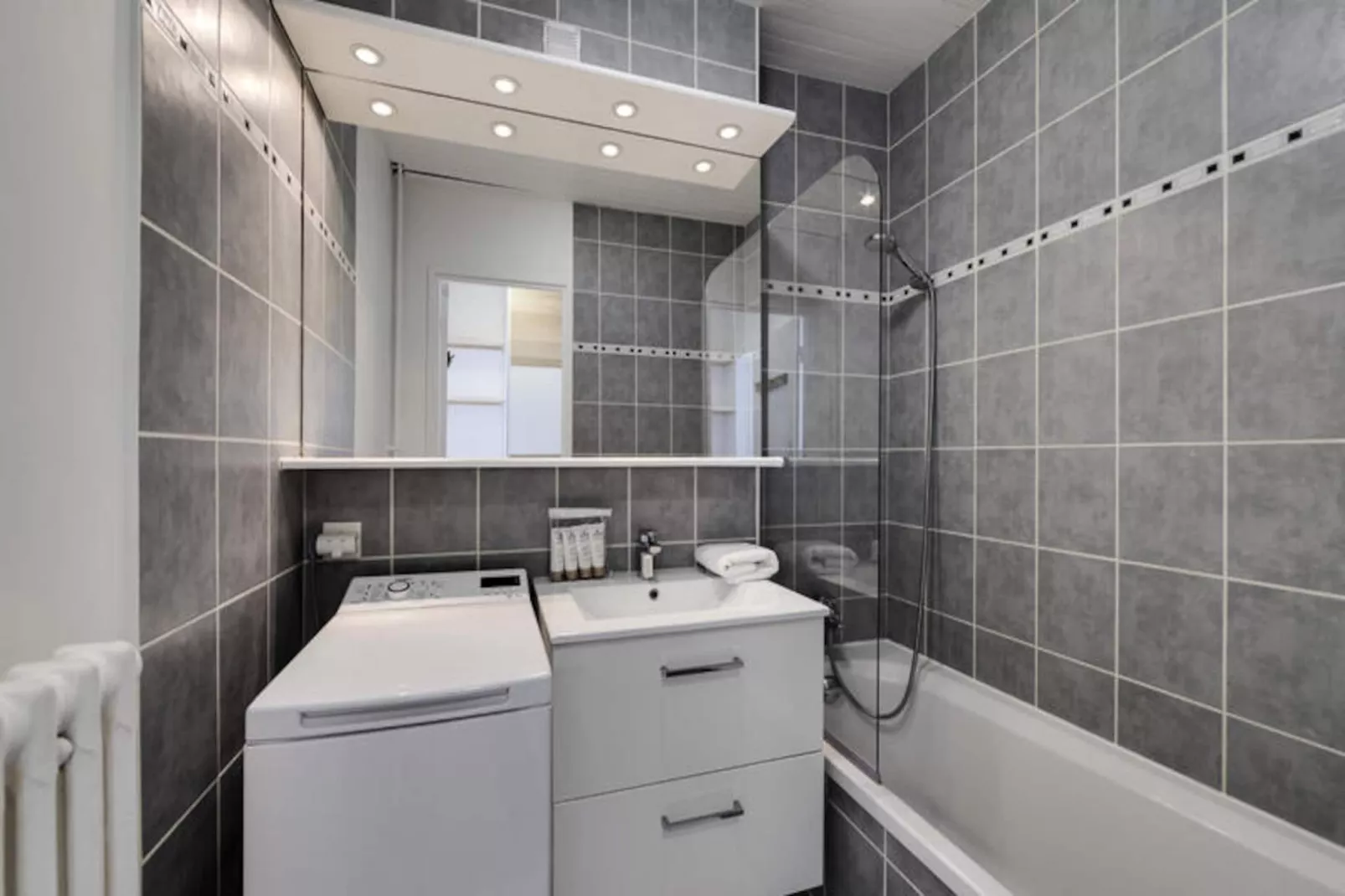 Résidence 2100 B-Nicht zugeordnet