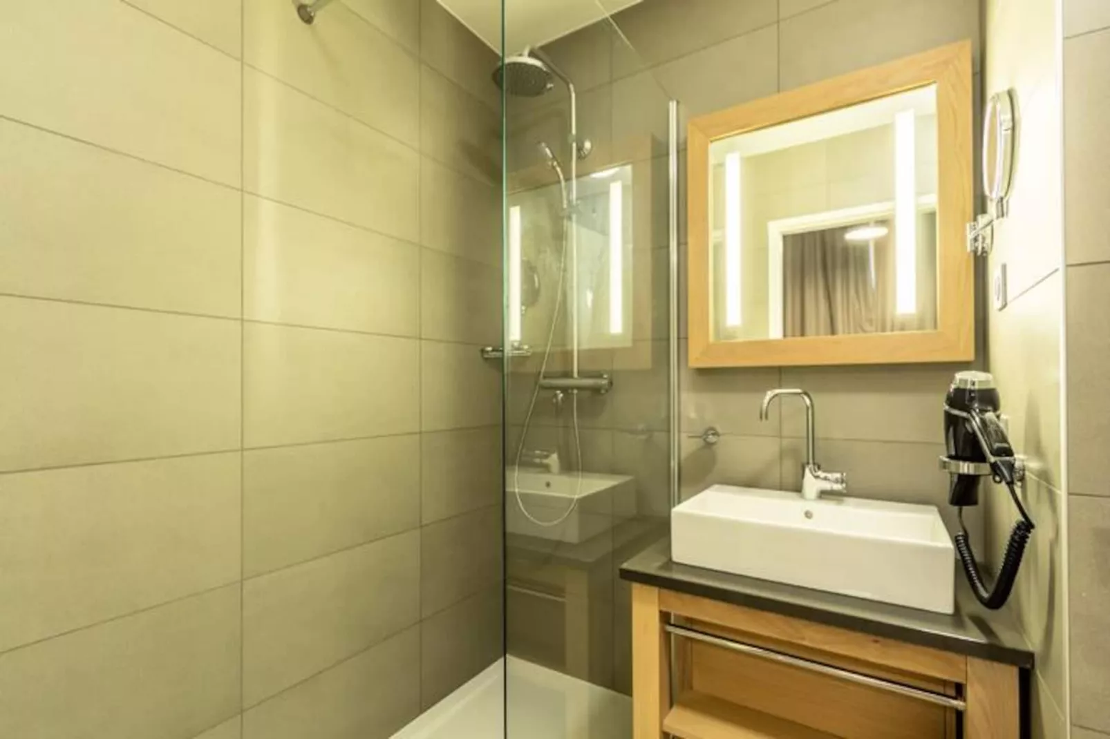 Résidence Les Monarques-Untagged