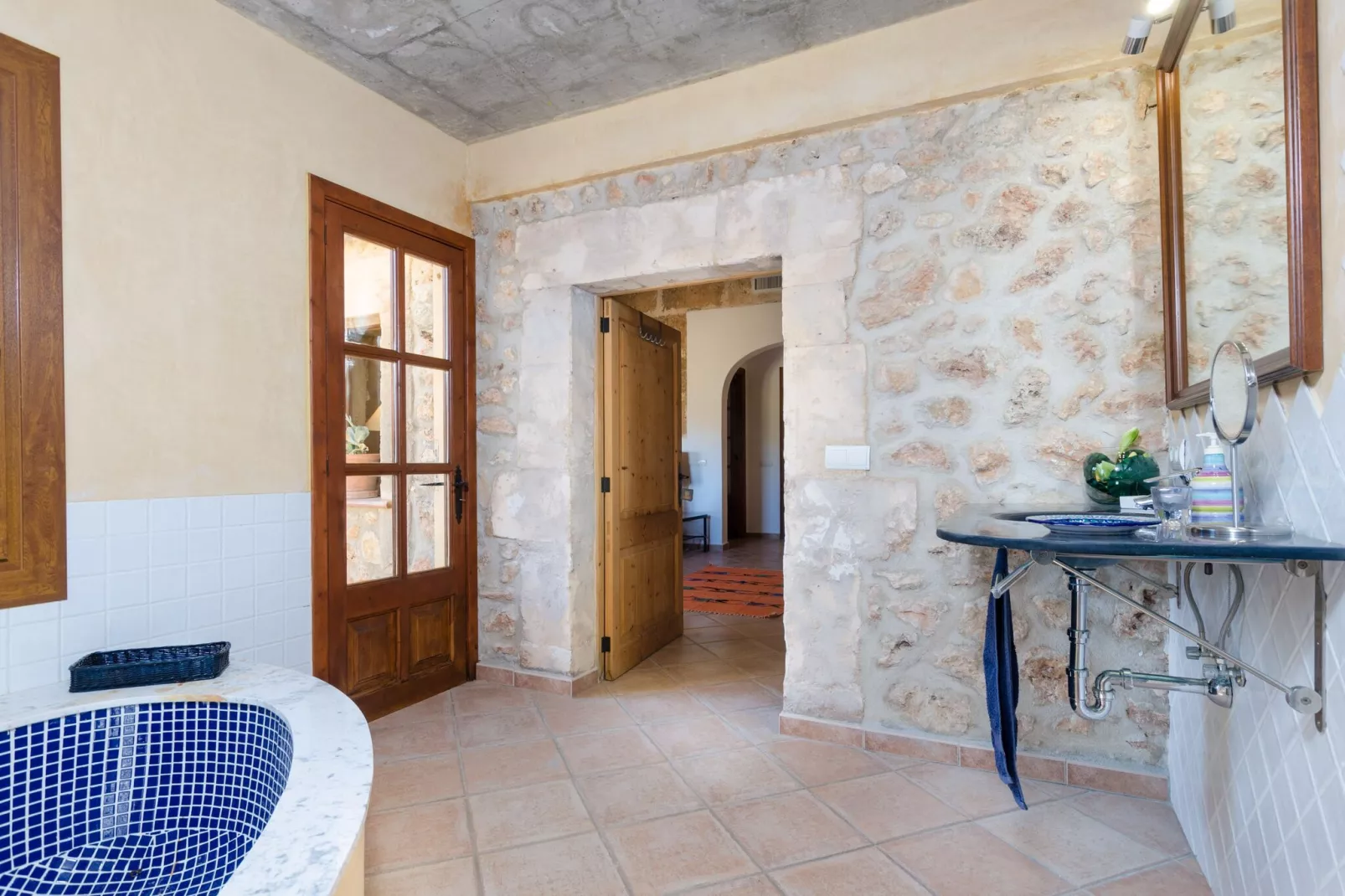 Can Mora-Exterior summer