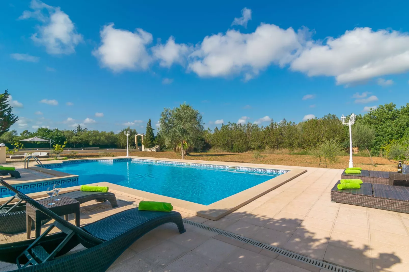 Villa Arhu-Exterior summer