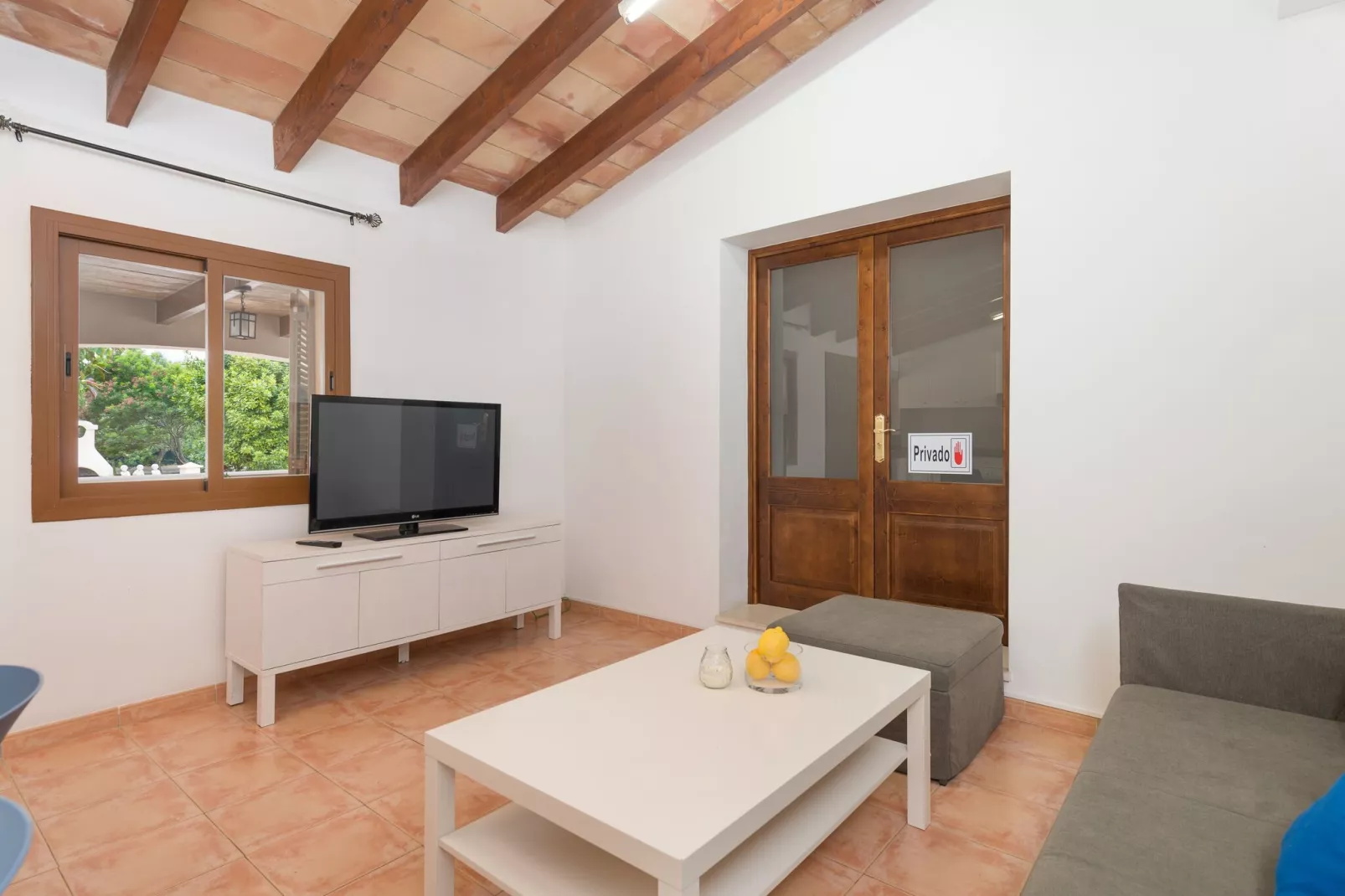 Villa Arhu-Exterior summer