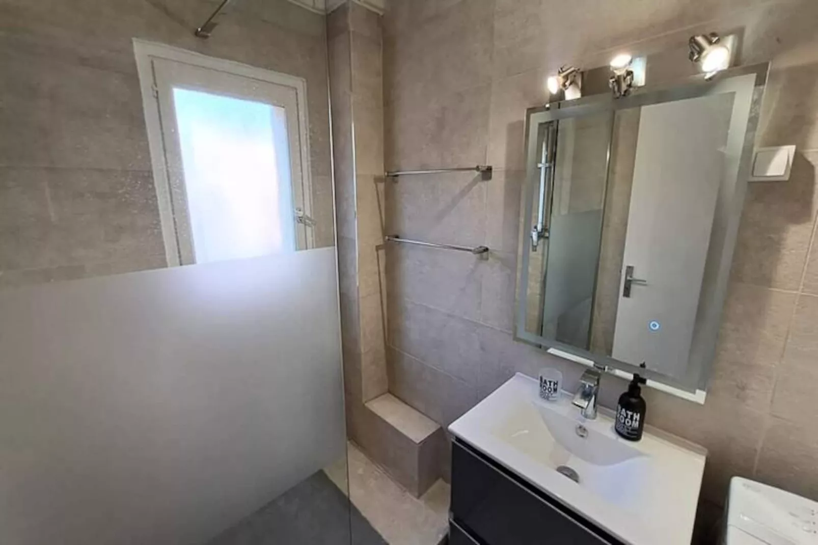 Résidence Magnifique T3 - Saint-clair - 500m De La Plage-Untagged