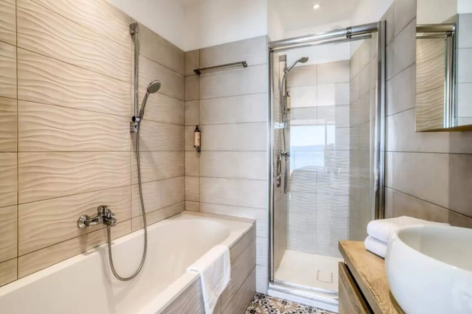 Résidence Suite Vue Mer 🌅 – Comme Un Appartement, Dans Un Hôtel 4★ Fermé L’hiver-Untagged