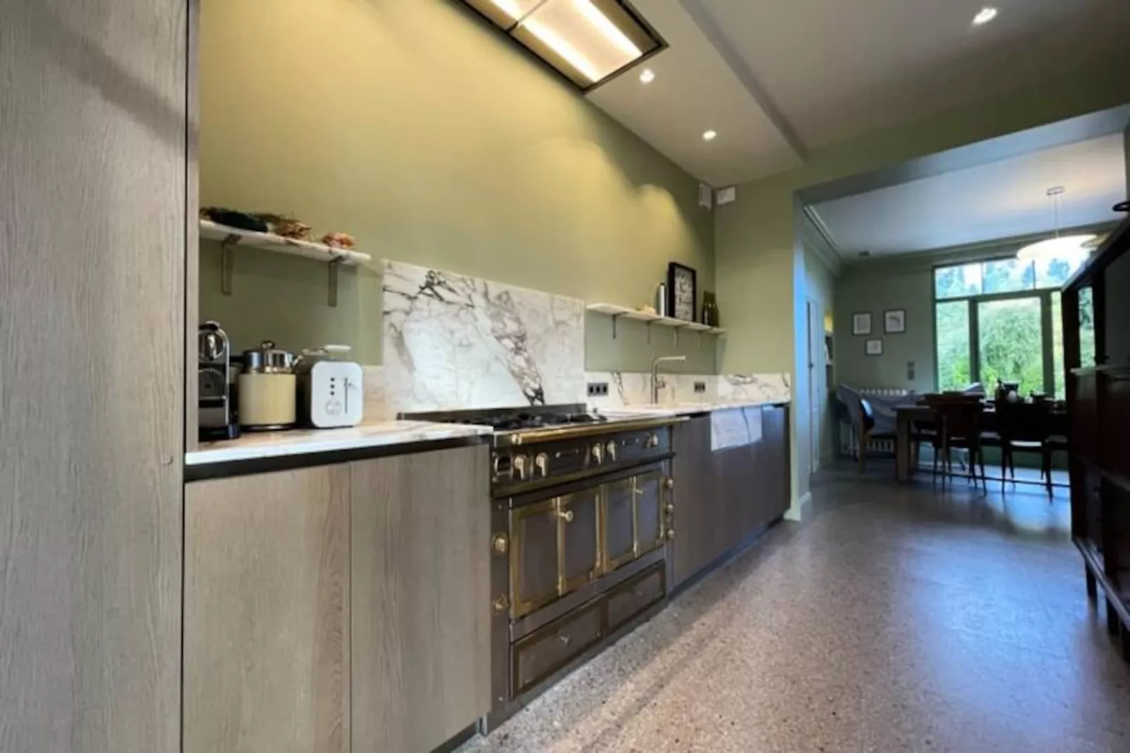 Magnifique Maison Bourgeoise R&eacute;nov&eacute;e Avec &eacute;l&eacute;gance Et Style Art D&eacute;co-Untagged