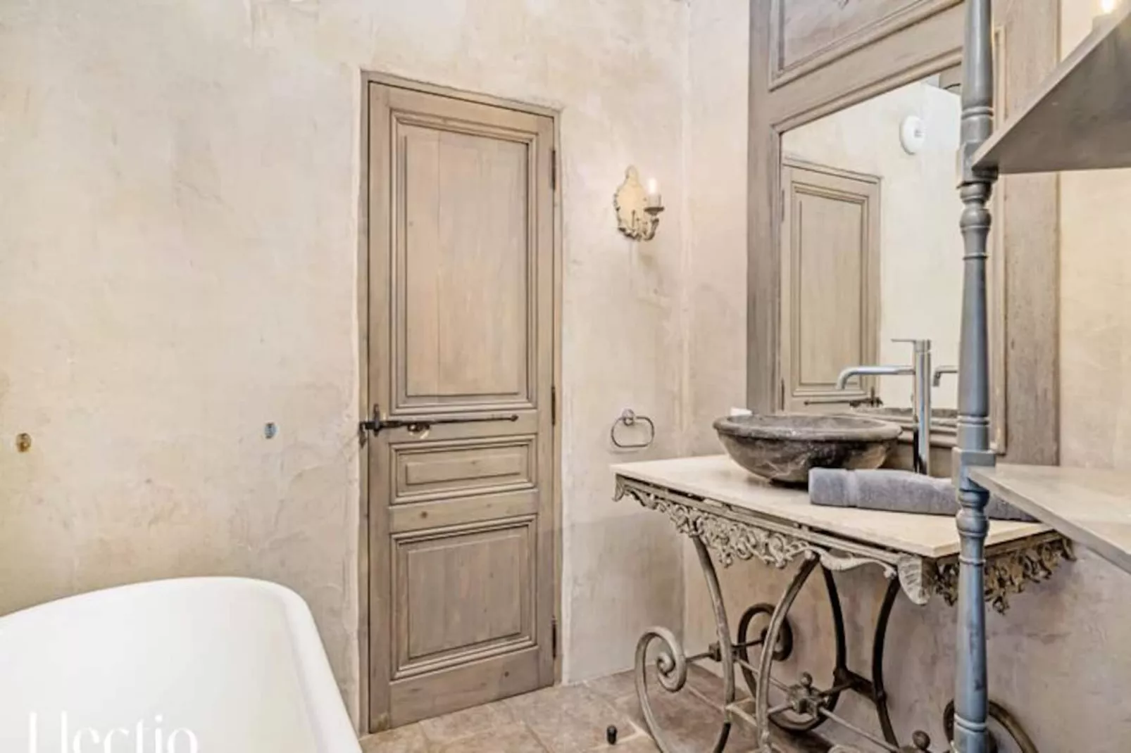 Loggia 7 Cypr&egrave;s | R&eacute;sidence Les Petitons-Nicht zugeordnet