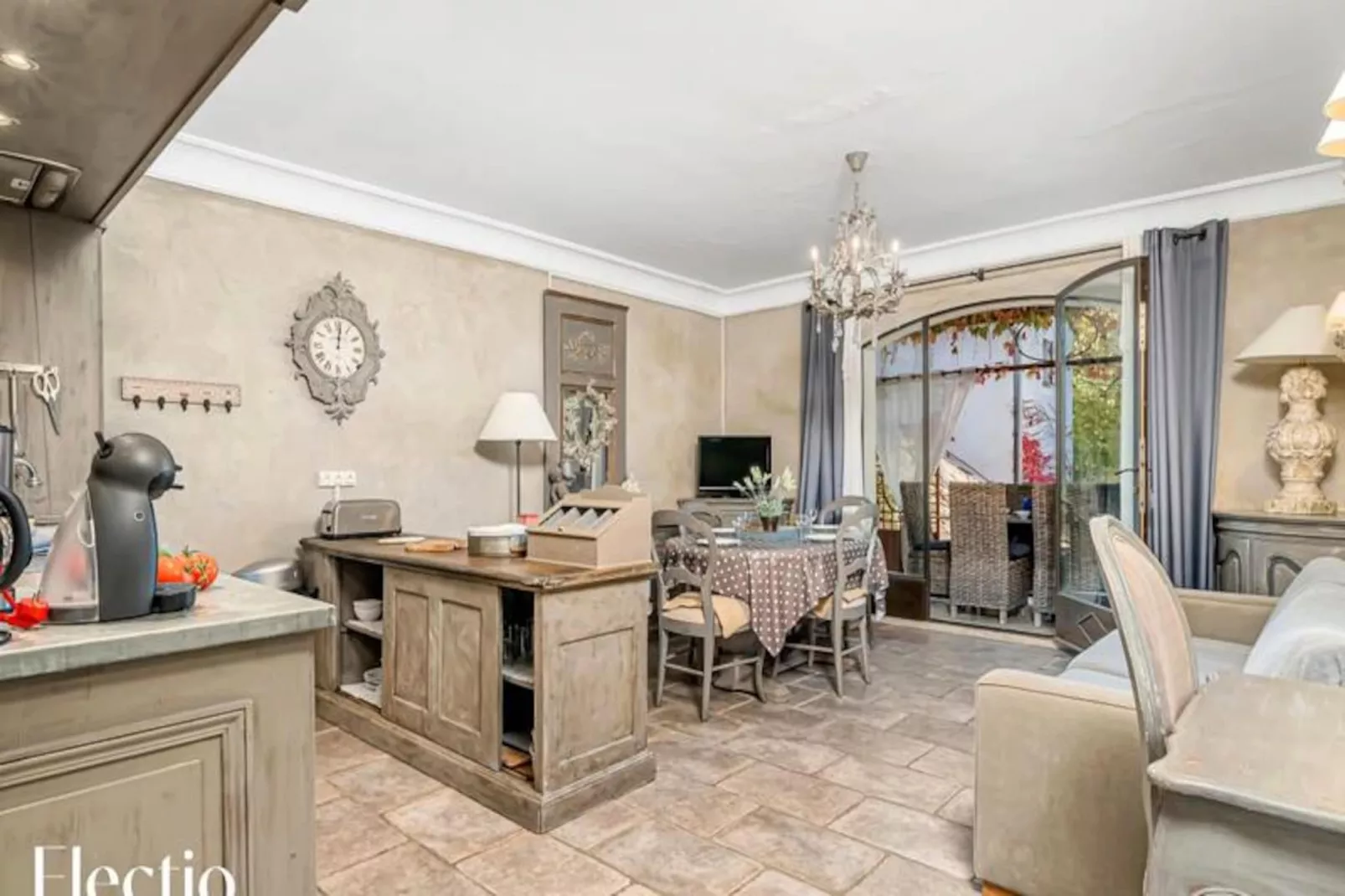 Loggia 2 Glycine | R&eacute;sidence Les Petitons-Nicht zugeordnet