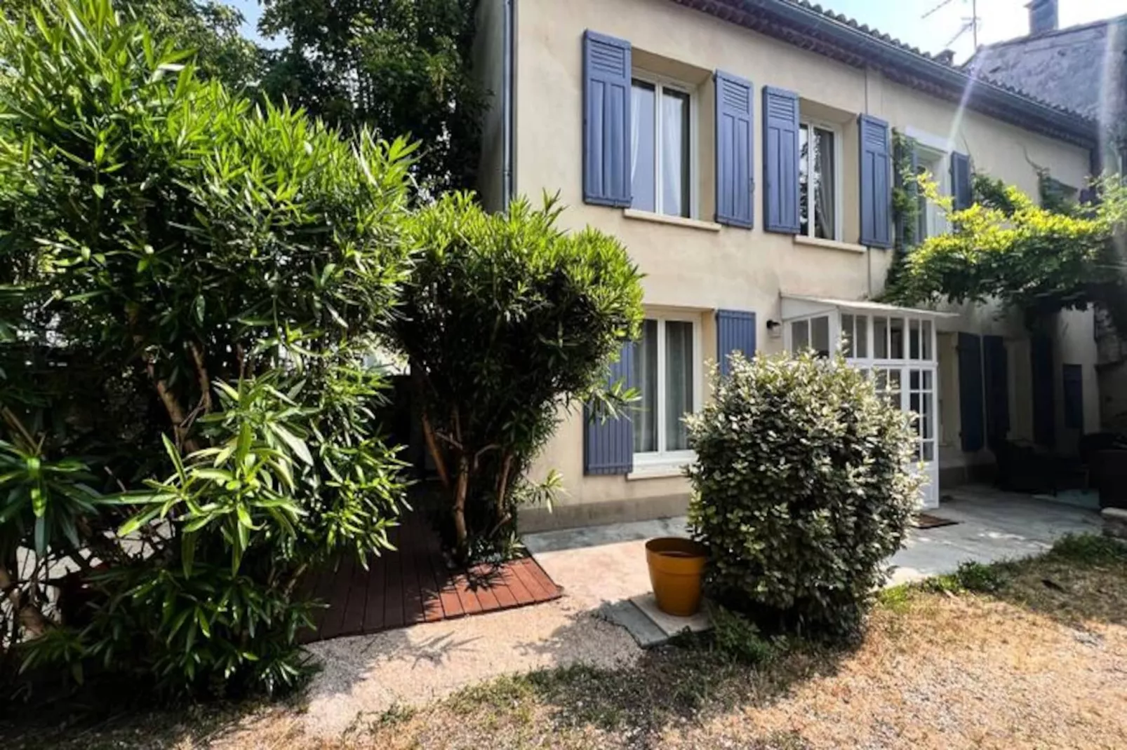 Elivi : Maison De Ville Avec Jardin &agrave; Deux Pas Du Centre Historique-Non tagué