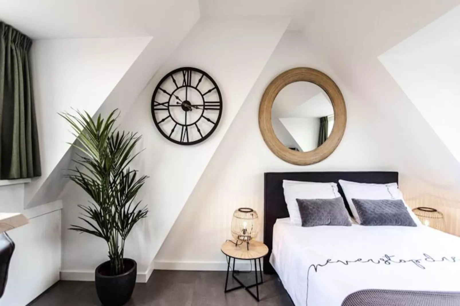 Seawave Studio 54-Untagged