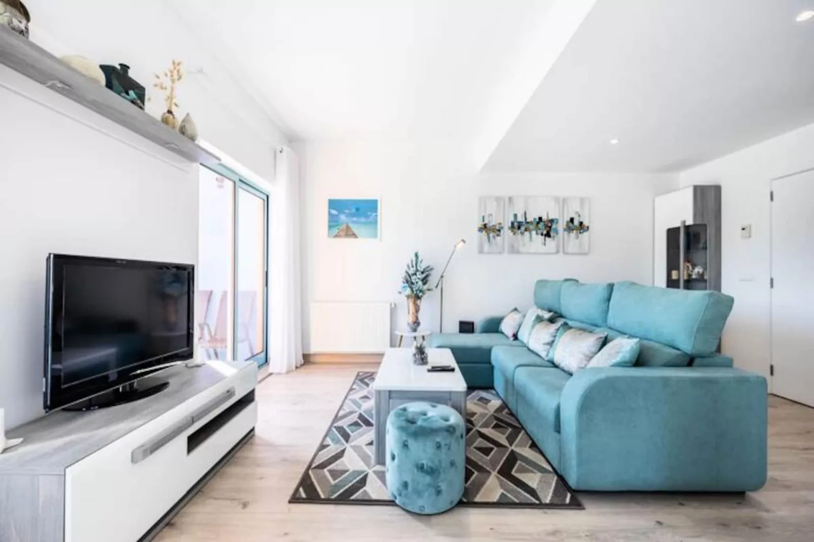 Casa Das Cores-Untagged