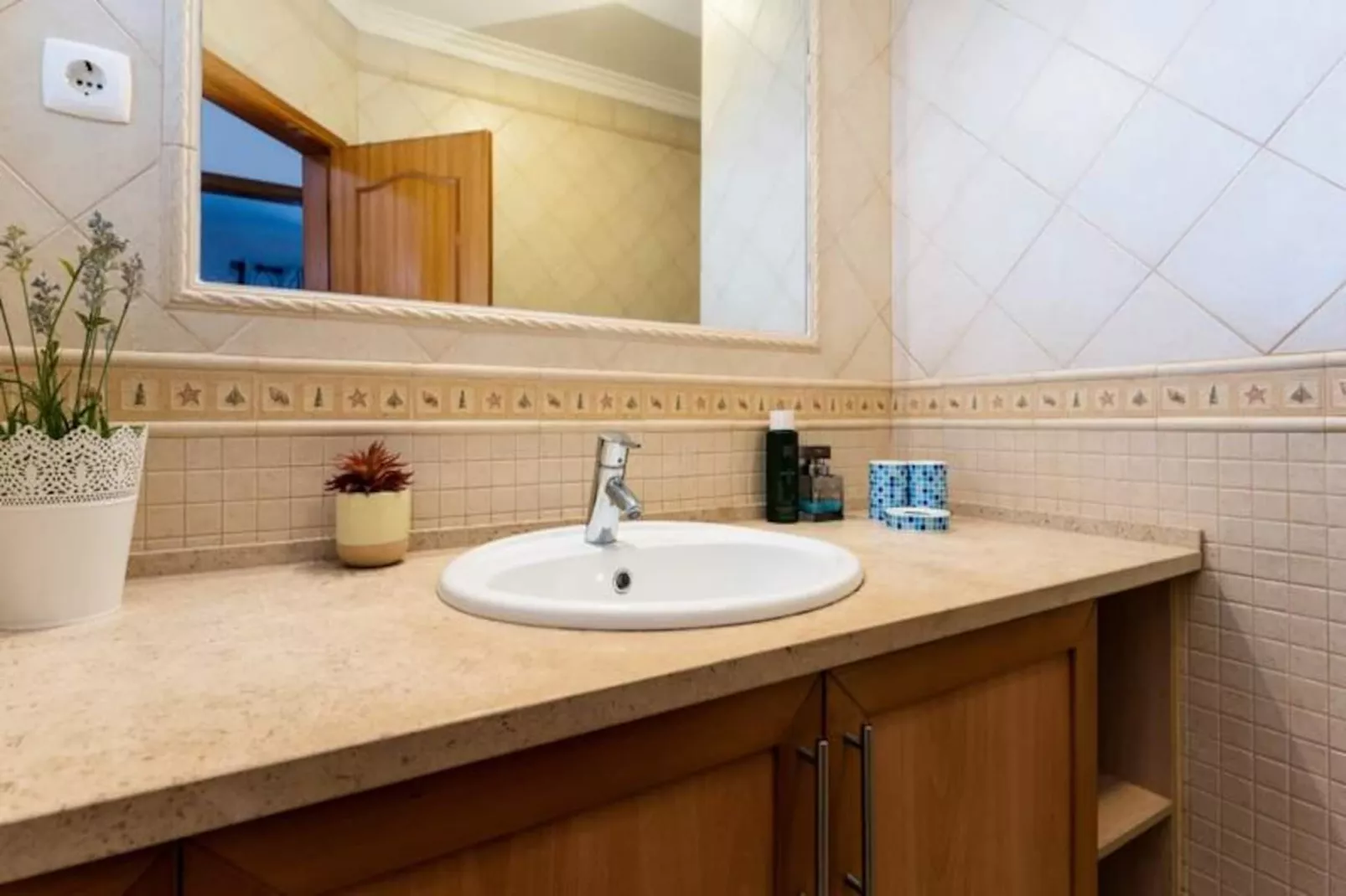 Villa Som Das Ondas Il-Non tagué