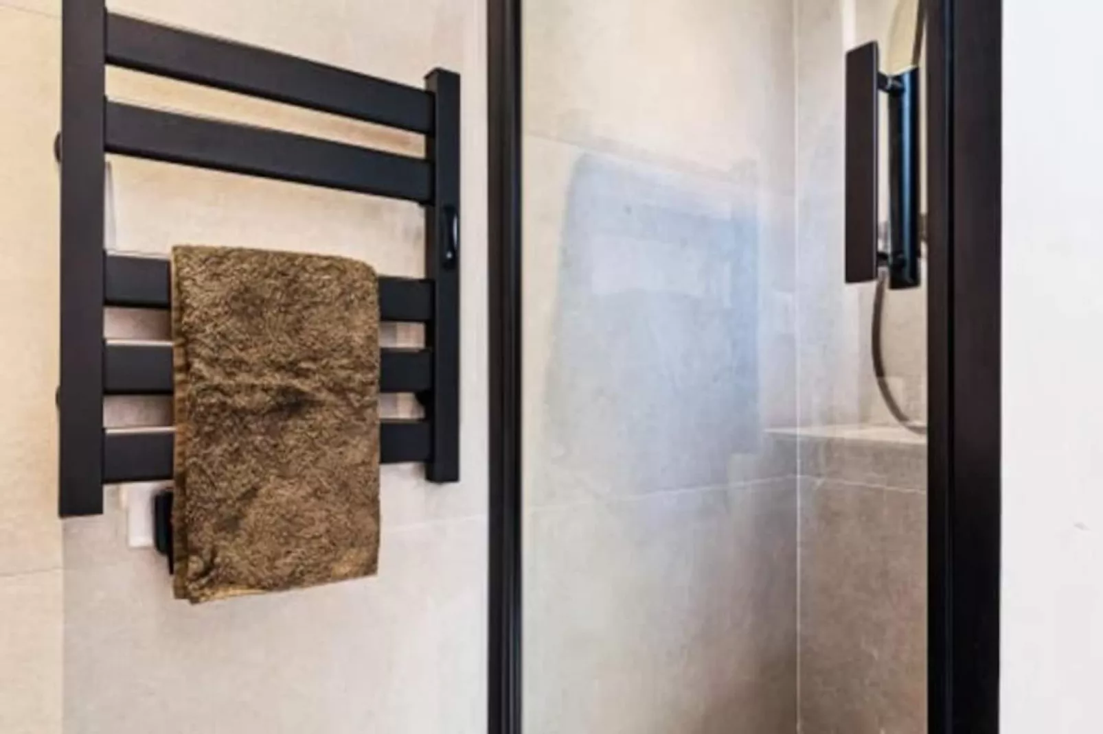 Appart Loulib | Gare & March&eacute; Lib&eacute;ration, Clim & Terrasses-Non tagué