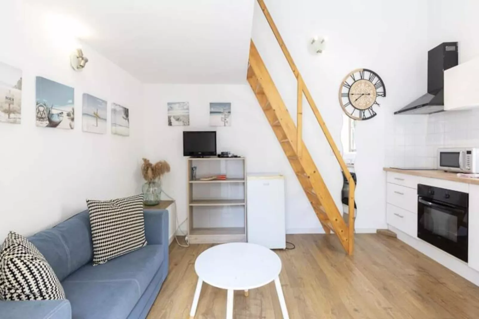 Résidence Studio Avec Mezzanine Dans Le Coeur Du Vieil Antibes, Wifi, Climatisation-Non tagué