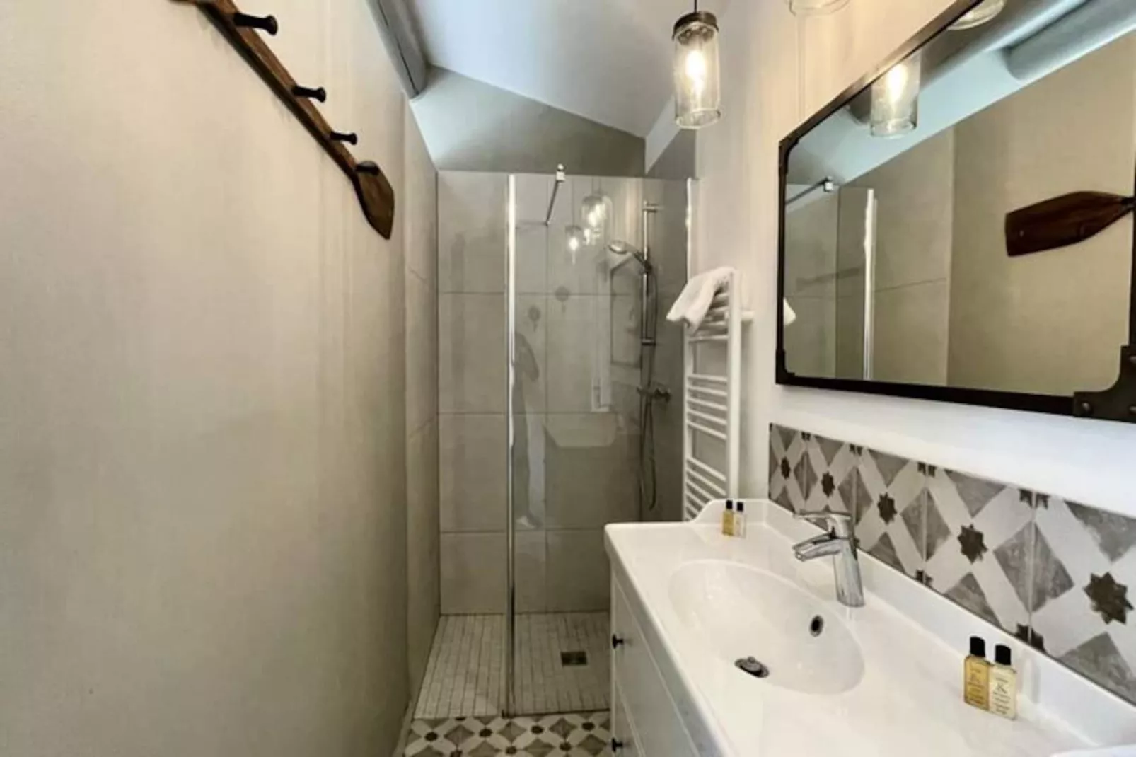 Nouveau "villa Nova"-Untagged