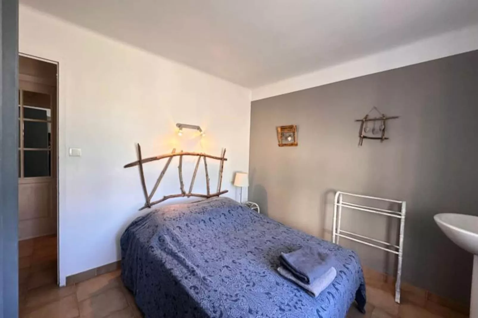 Résidence G&icirc;te De La Cave - Charmant G&icirc;te Proven&ccedil;al Avec Une Chambre-Untagged