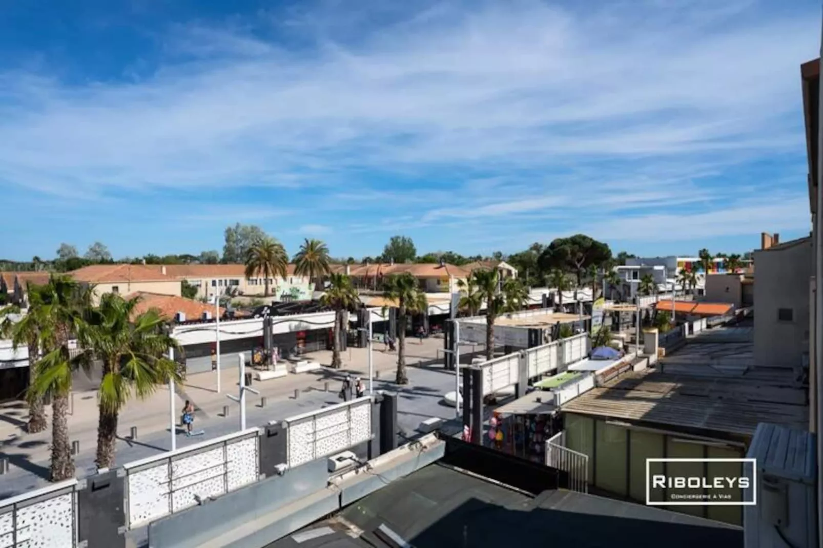 Appartement Climatis&eacute; &agrave; 100m De La Plage-Untagged