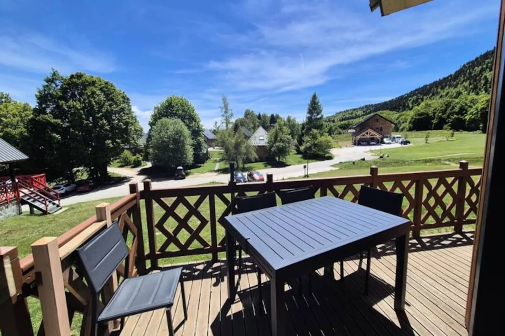 Chalet Nordique Pour 6 Personnes à La Féclaz - Piscine été-Untagged