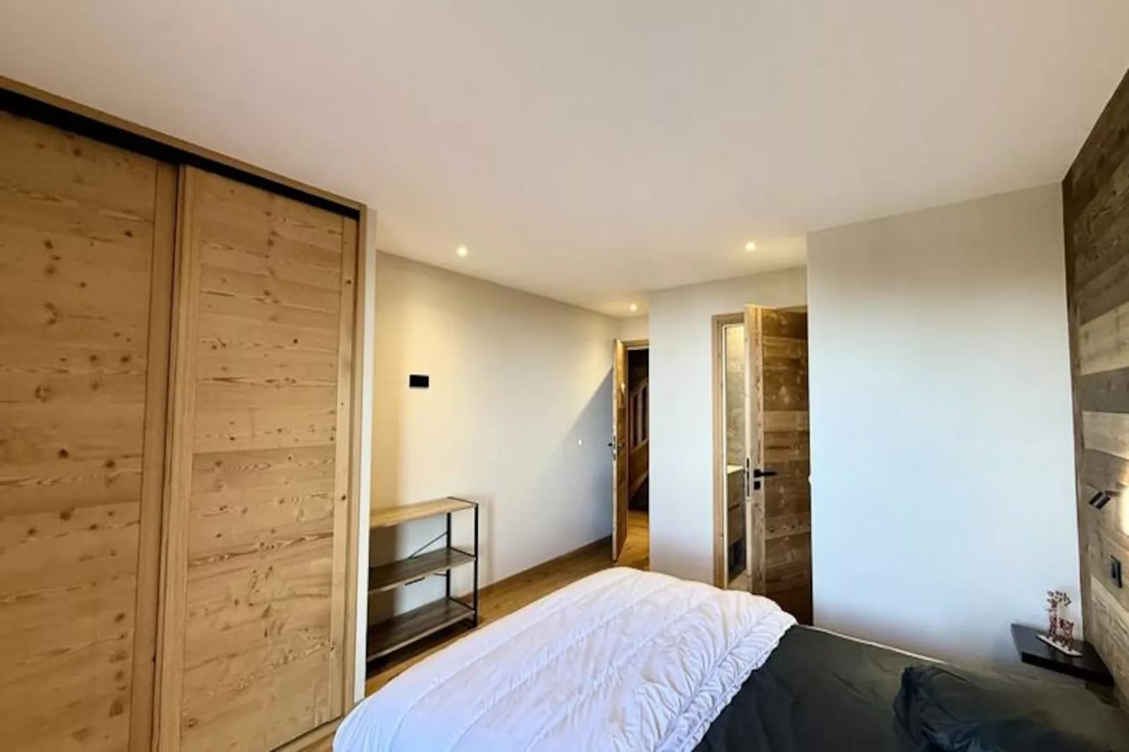 Résidence Complexe Aiguilles-Untagged