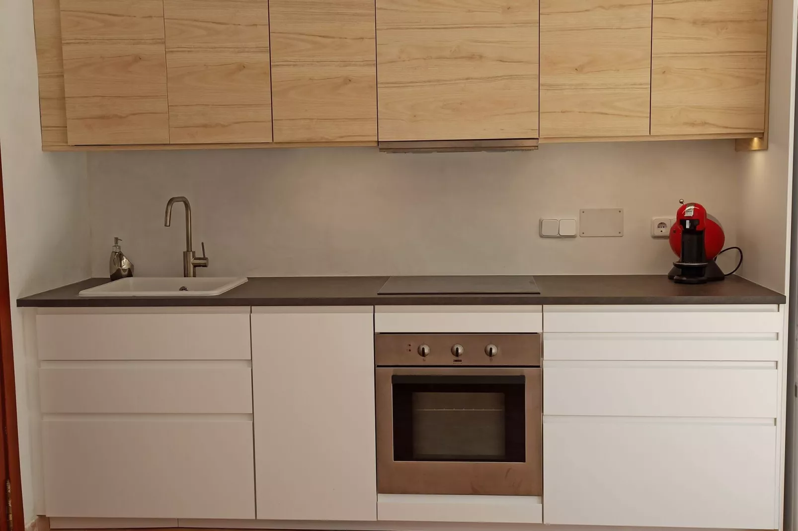 Burgit-Kitchen