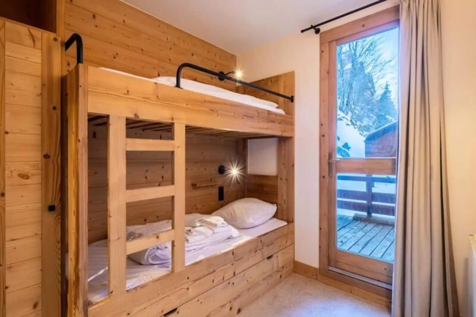 Cyb&egrave;le 2 - Untagged