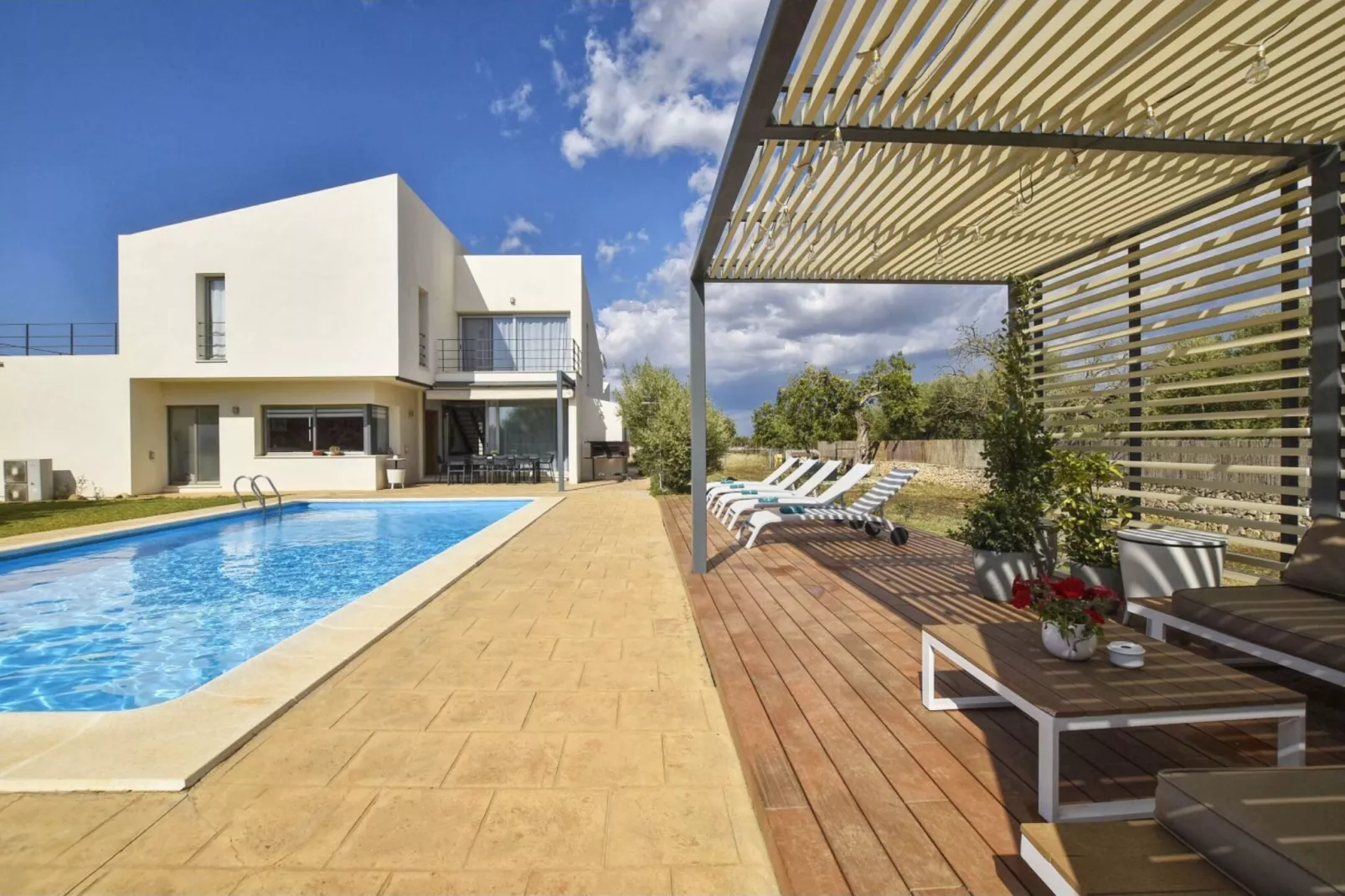 Casa Caleu-Exterior summer
