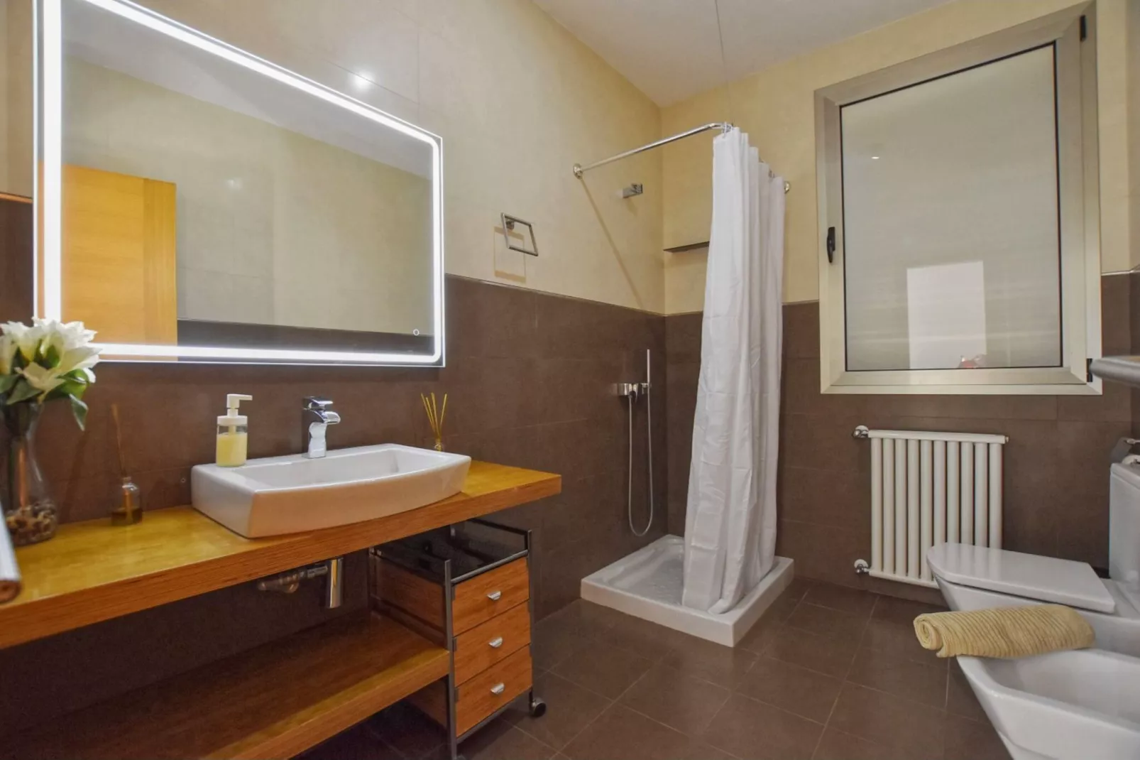 Casa Caleu-Bathroom