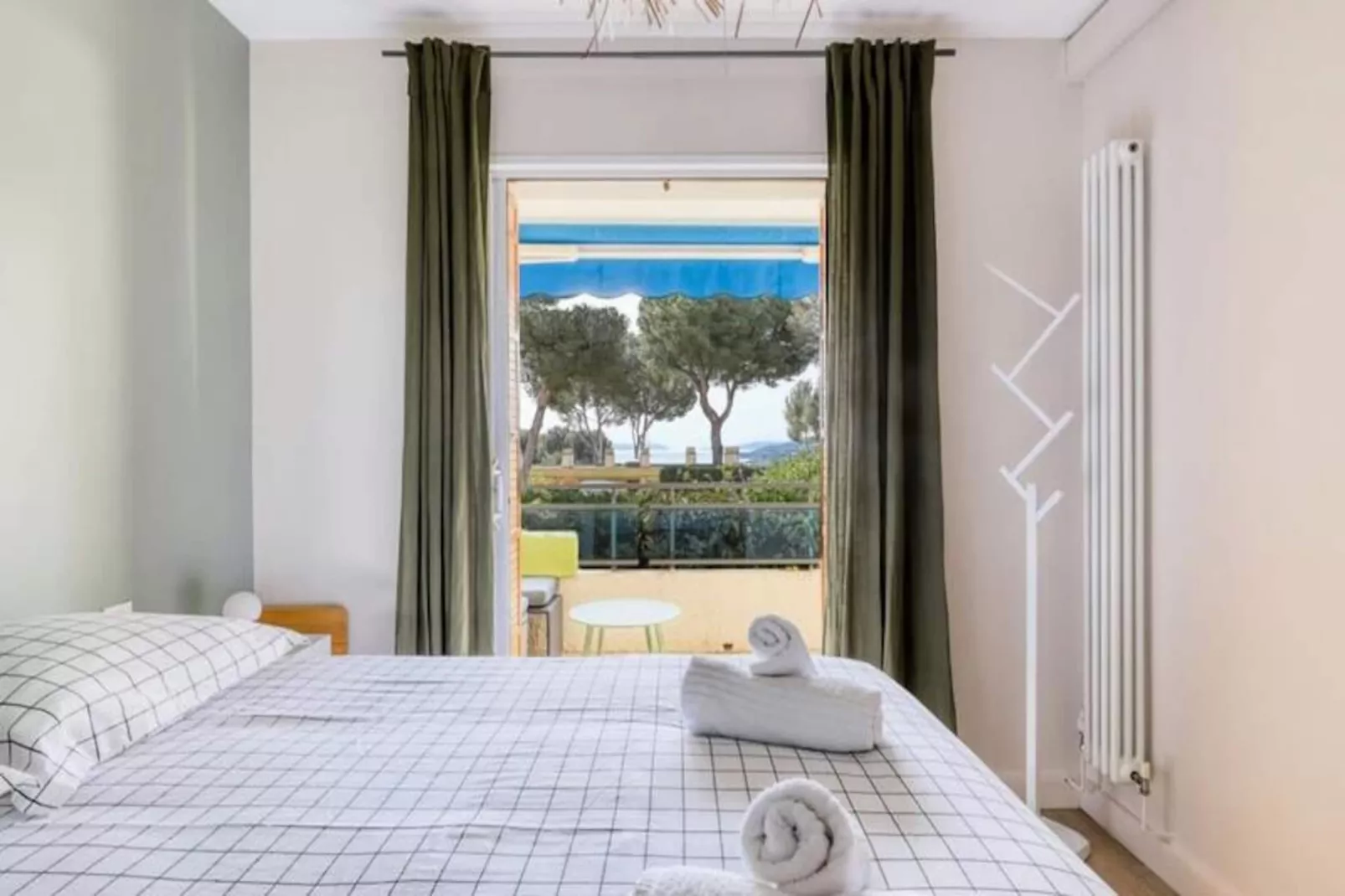 Résidence T3 R&eacute;cent Dans R&eacute;sidence Avec Piscine &agrave; La Favi&egrave;re-Untagged