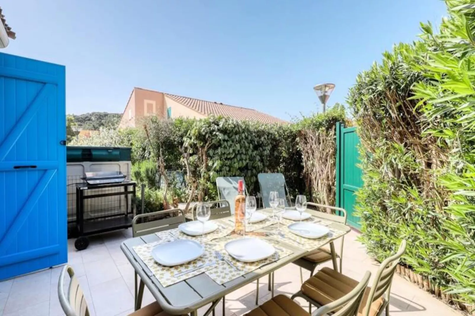 Résidence Mazet Neuf - R&eacute;sidence Tahiti Park (piscine)-Non tagué