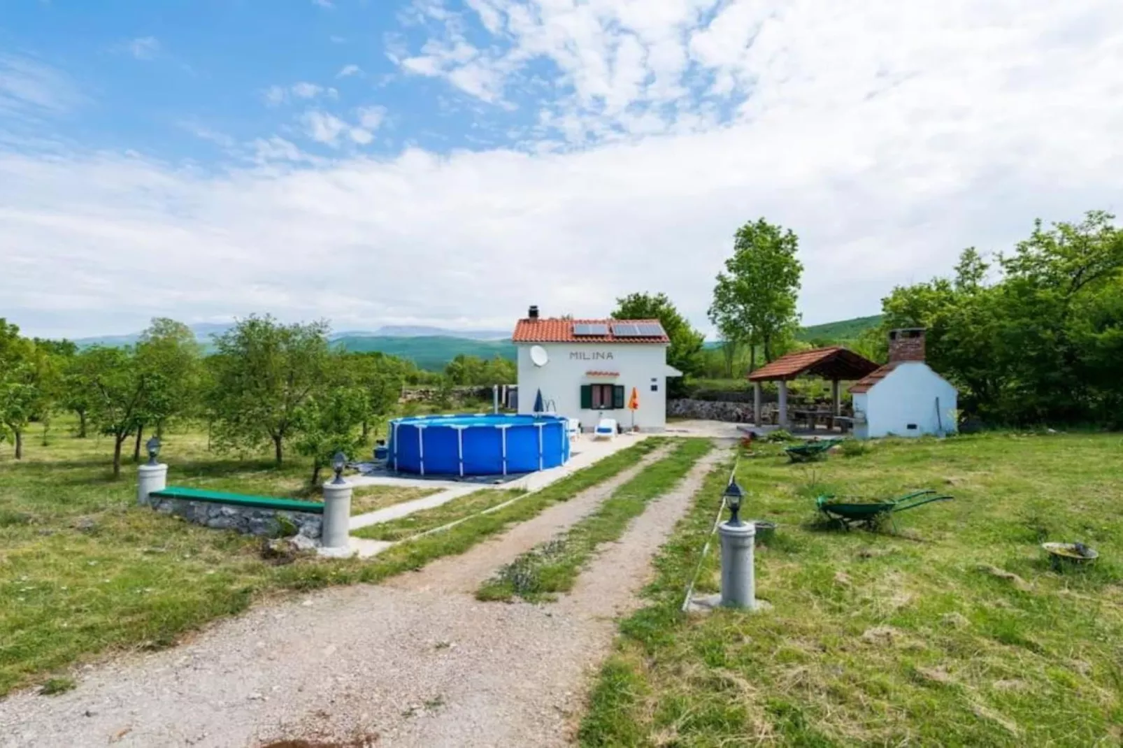 Village Holiday House Ivan Kozina with Pool-Im Freien