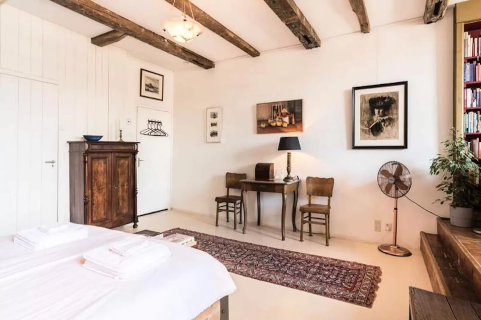 Classy Room 17th Century Canal House-Nicht zugeordnet