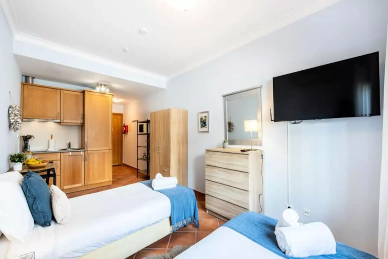 Studio Dona Ana-Untagged