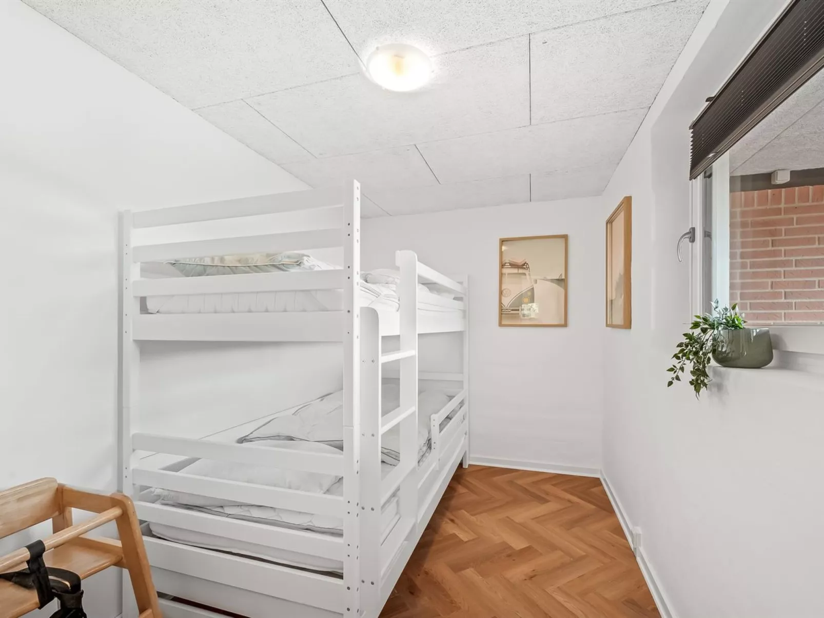 "Bela" -  from the sea-Inside