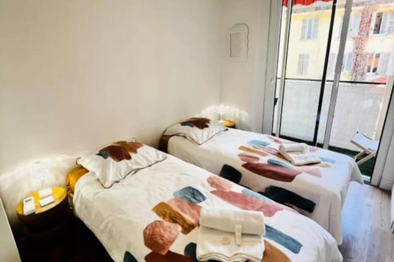 Résidence Appartement Tout Neuf Vue Mer Avec 2 Chambres Dans Antibes-Untagged