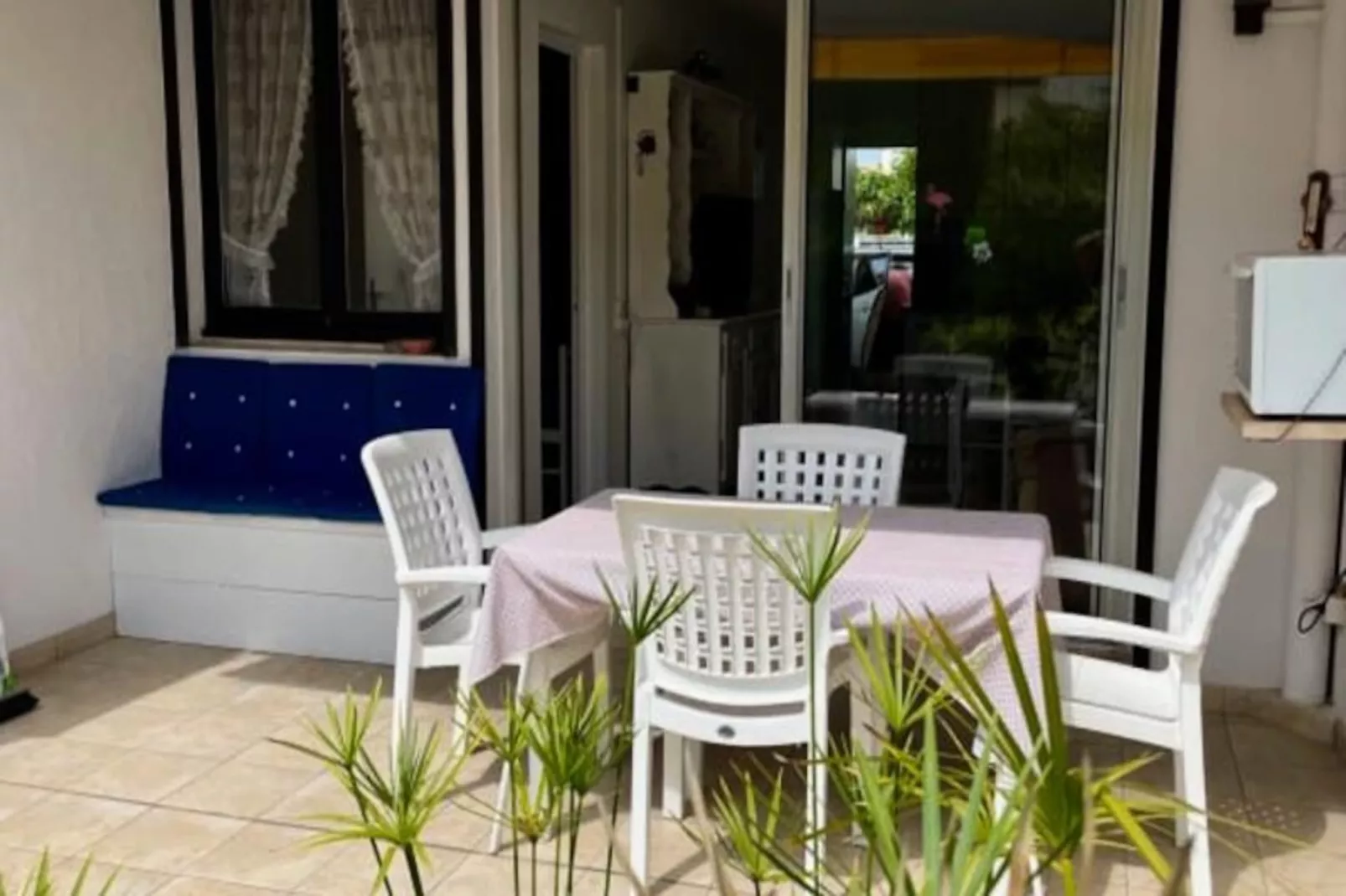 Résidence Les Pinedes - Un Jardin Fleuri &agrave; C&ocirc;t&eacute; De La Plage-Nicht zugeordnet