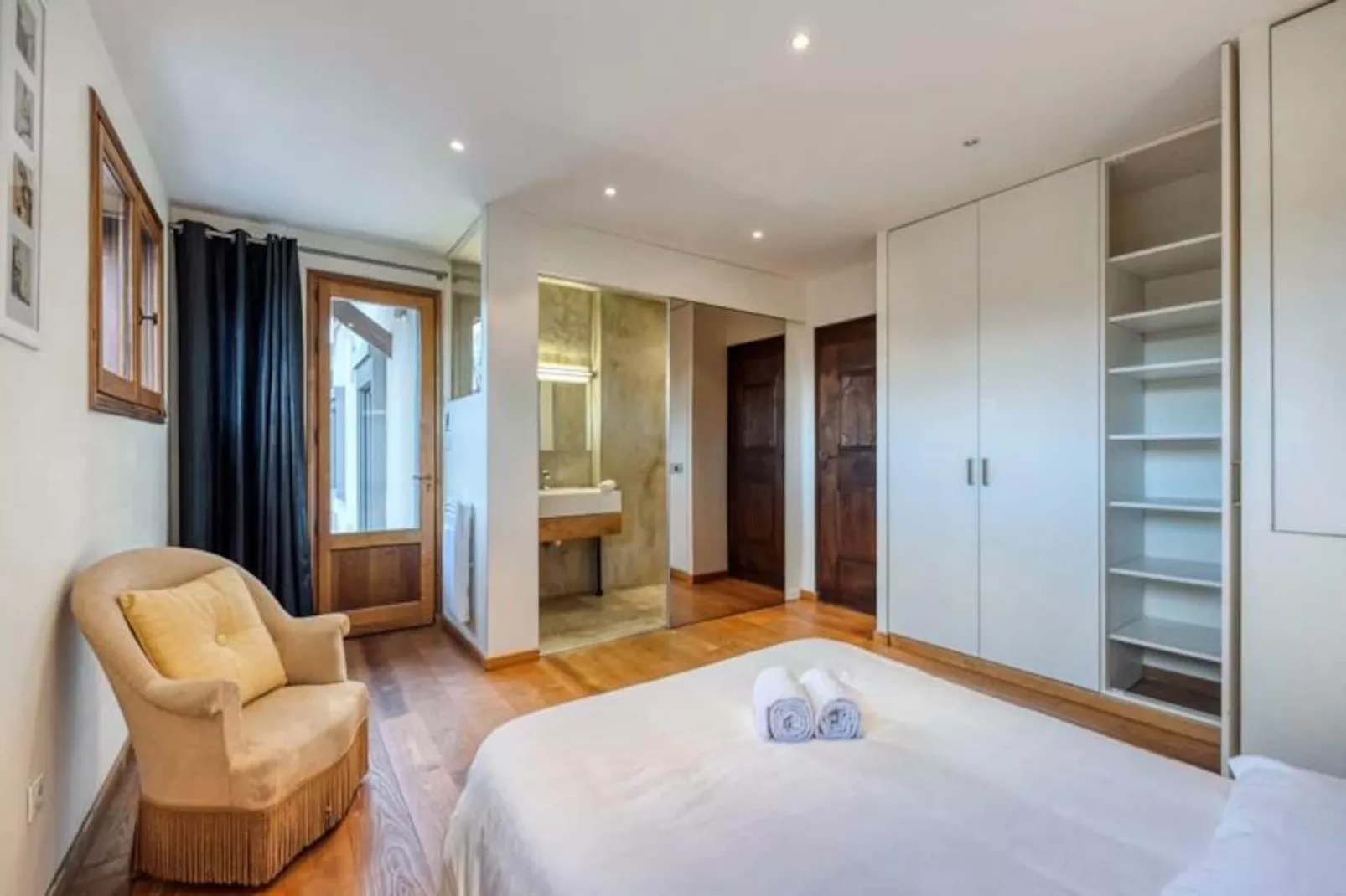 | La Maison Des Lilas 🫐| Grande Maison Familiale, 12 Couchages, Jardin-Nicht zugeordnet