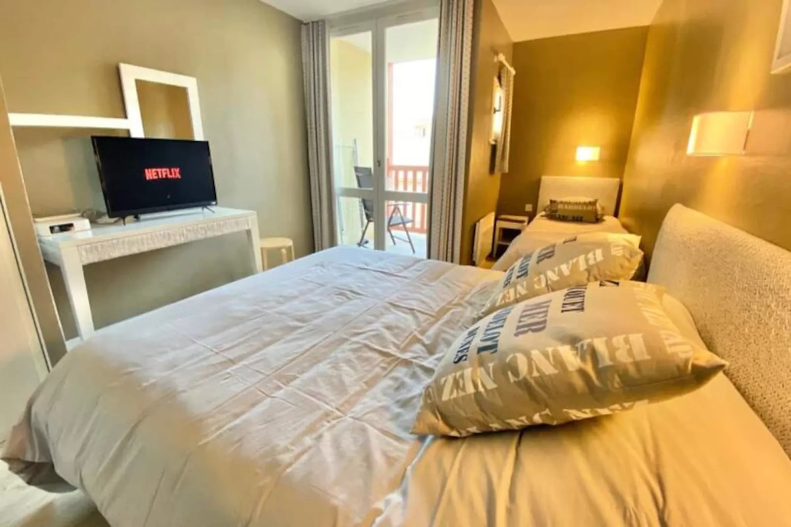 Résidence Charmant Appartement Pour 5 Pers Avec Piscine, Parking Et Tennis-Untagged